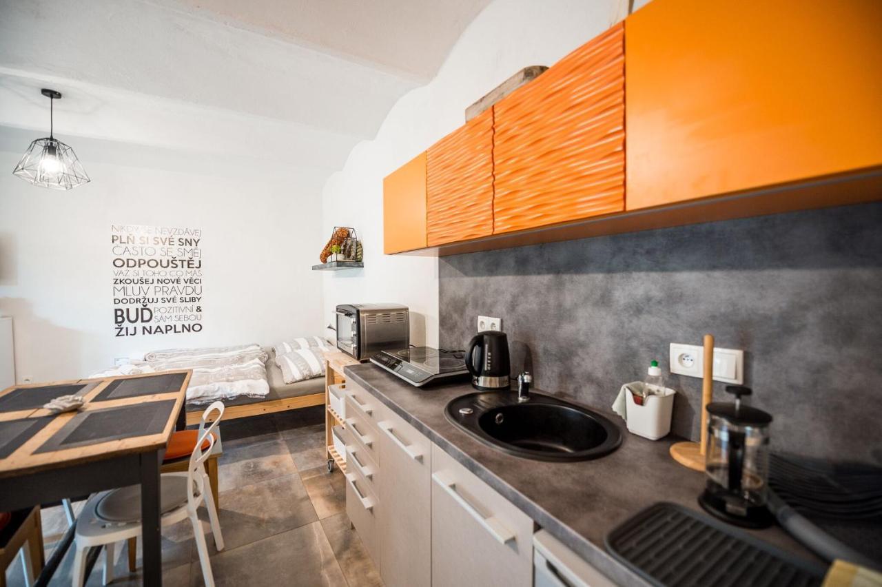 Apartman Ve Dvore Ratiskovice Eksteriør billede